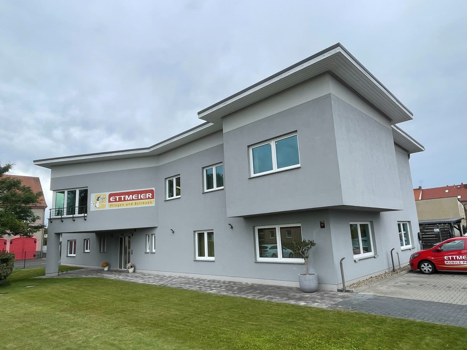 Neu gebautes Geschäftshaus in Eisenhüttenstadt