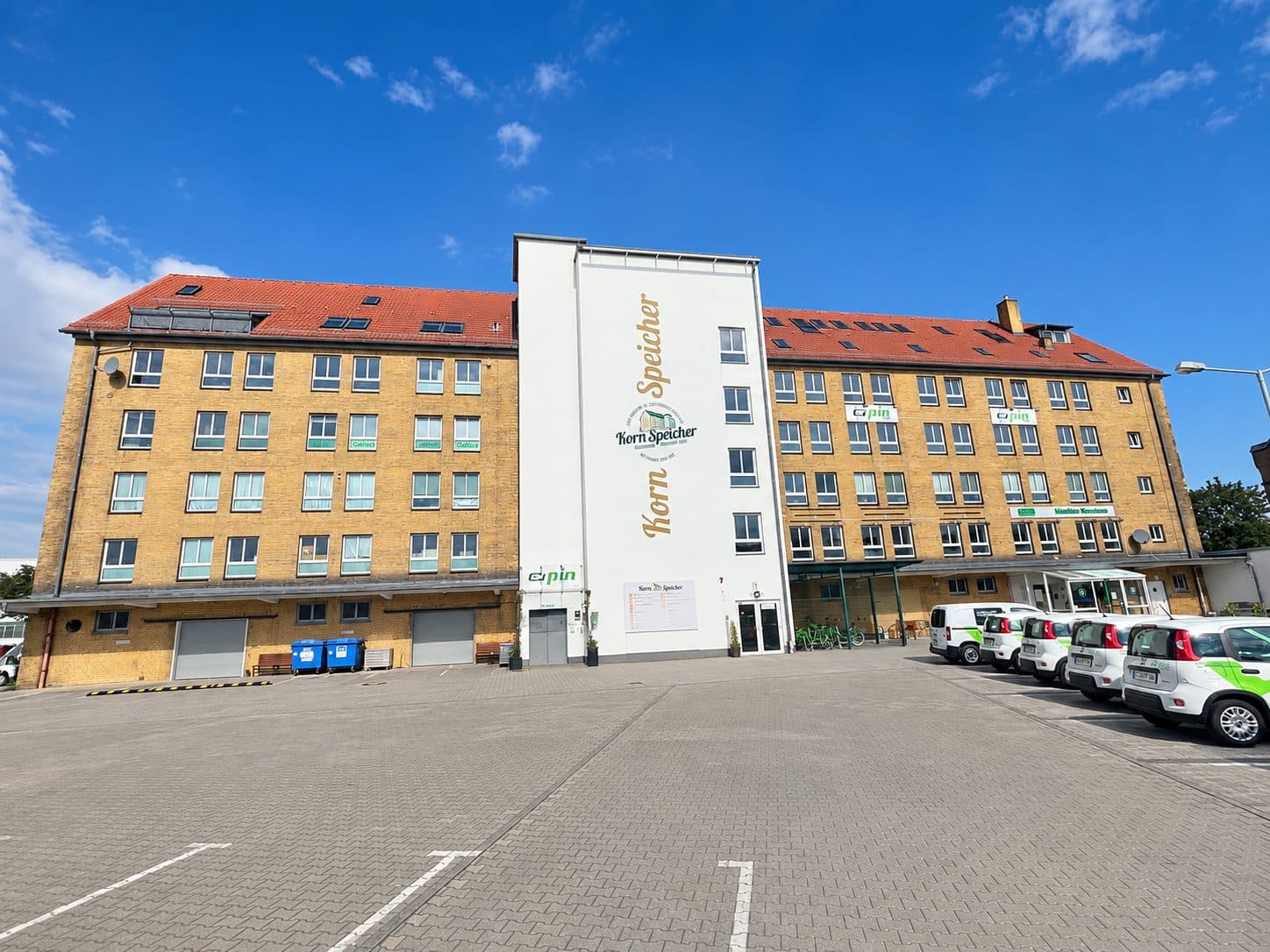 Umgebautes Geschäftshaus in Frankfurt (Oder)